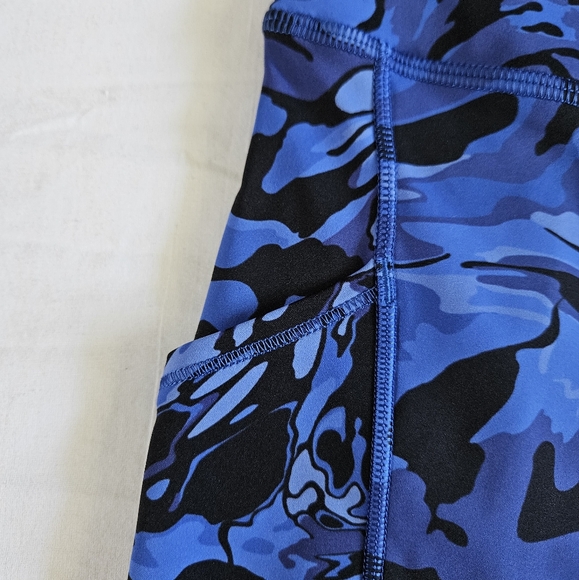 Lululemon Fast Free HR Short 6" *Pockets FMGC Blue Camo Women's Size 6 - Picture 2 of 11